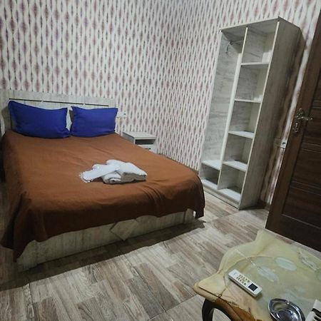 Hotel ,,Mega" Тбилиси Екстериор снимка