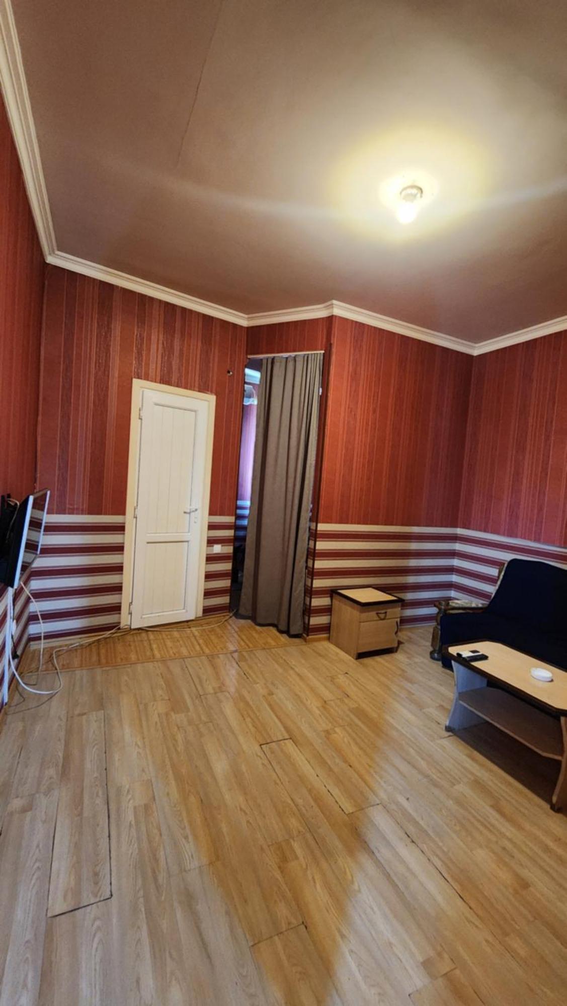 Hotel ,,Mega" Тбилиси Екстериор снимка