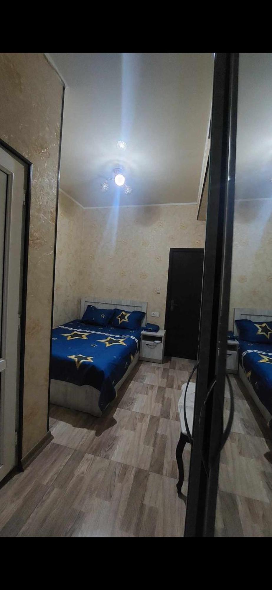 Hotel ,,Mega" Тбилиси Екстериор снимка
