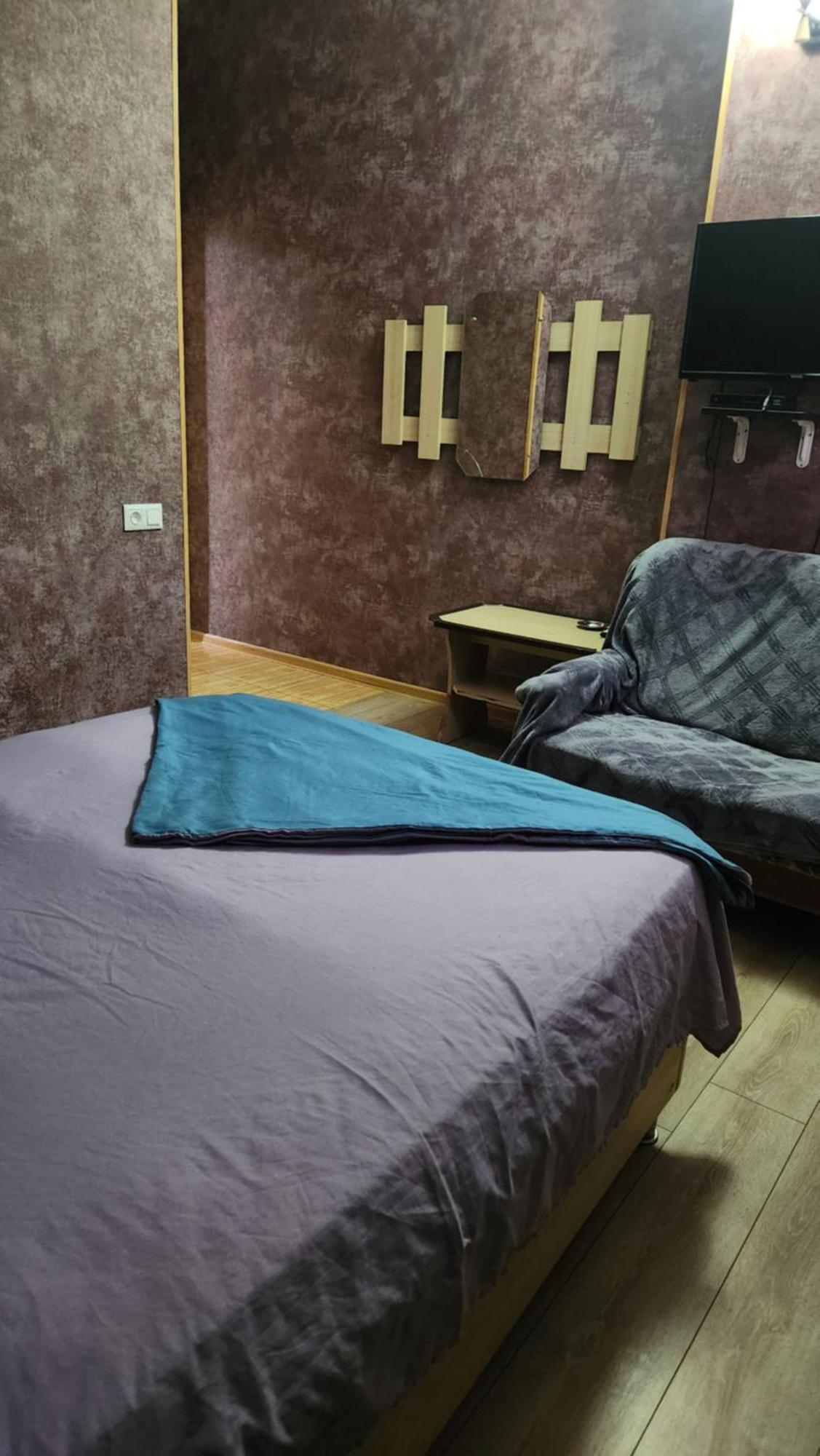 Hotel ,,Mega" Тбилиси Екстериор снимка