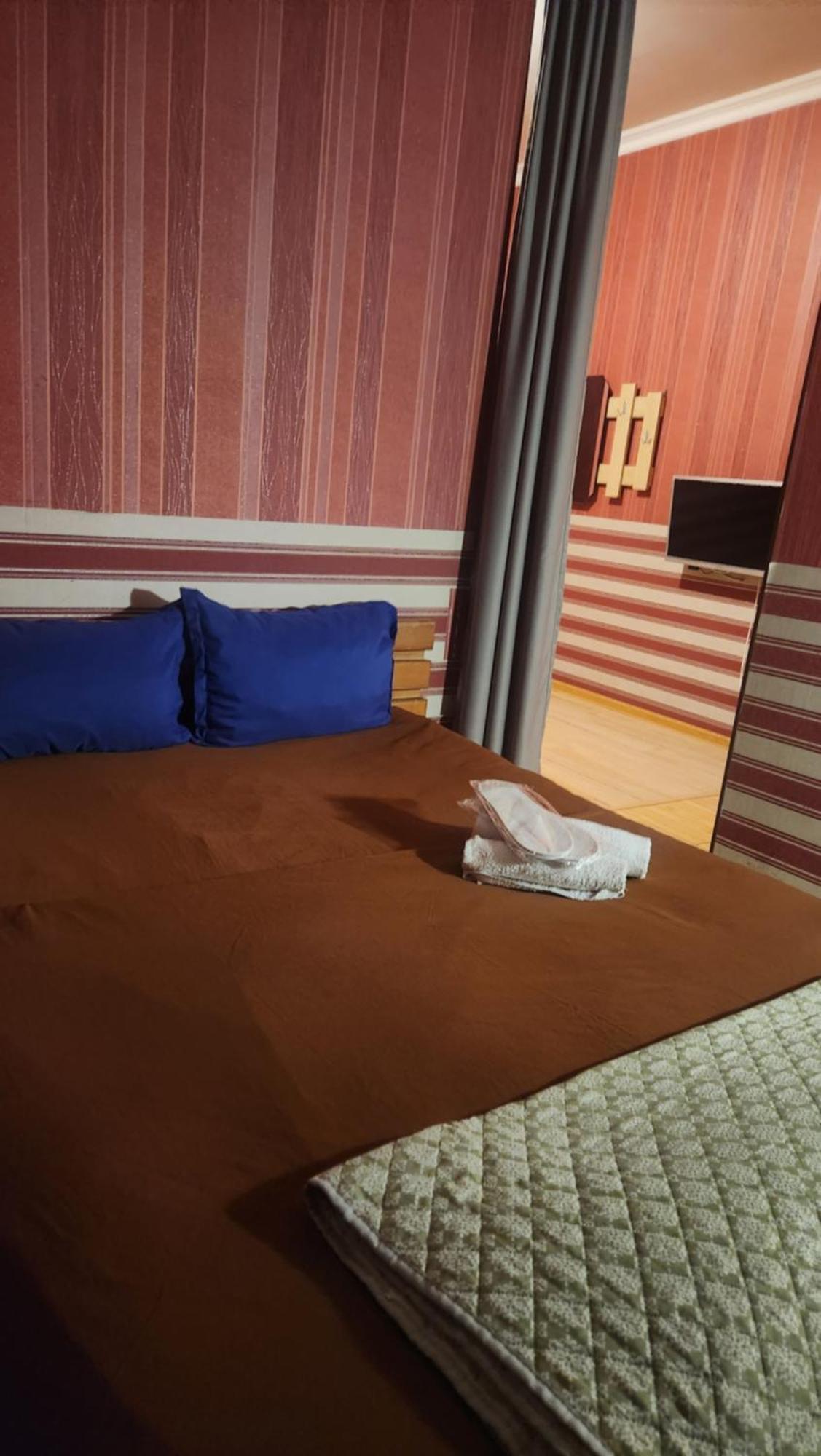 Hotel ,,Mega" Тбилиси Екстериор снимка